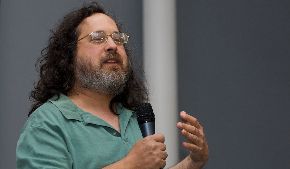 Ричард Столлман подверг критике компанию Valve за защиту игр для Linux
